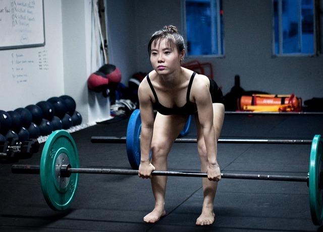 1. The role of deadlifts in hypertrophy training: Maximizing muscle growth through compound movements