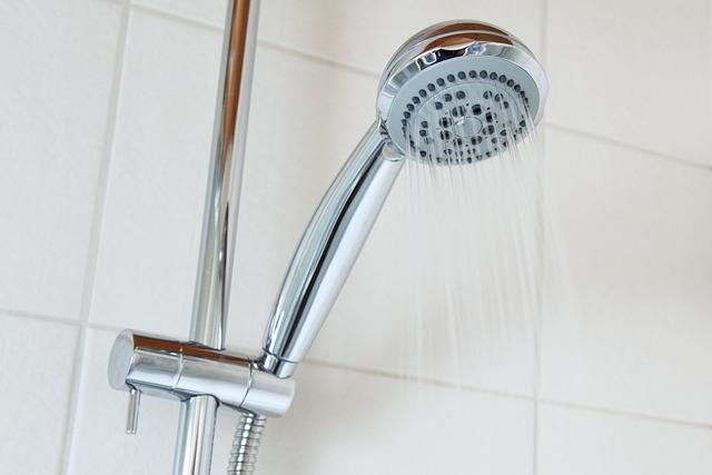 7. Incorporating Cold‍ Showers into Your Daily Routine: Tips for Optimal Cold Therapy