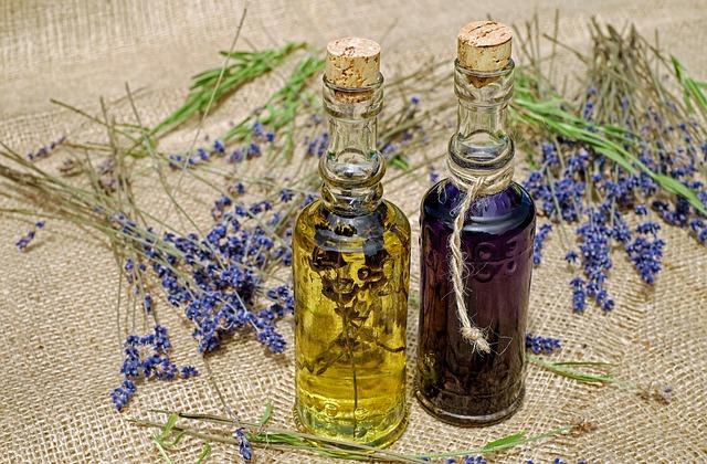 Adding a Aromatherapy Twist: Combining Essential Oils⁢ with⁣ Epsom Salt Ice Baths